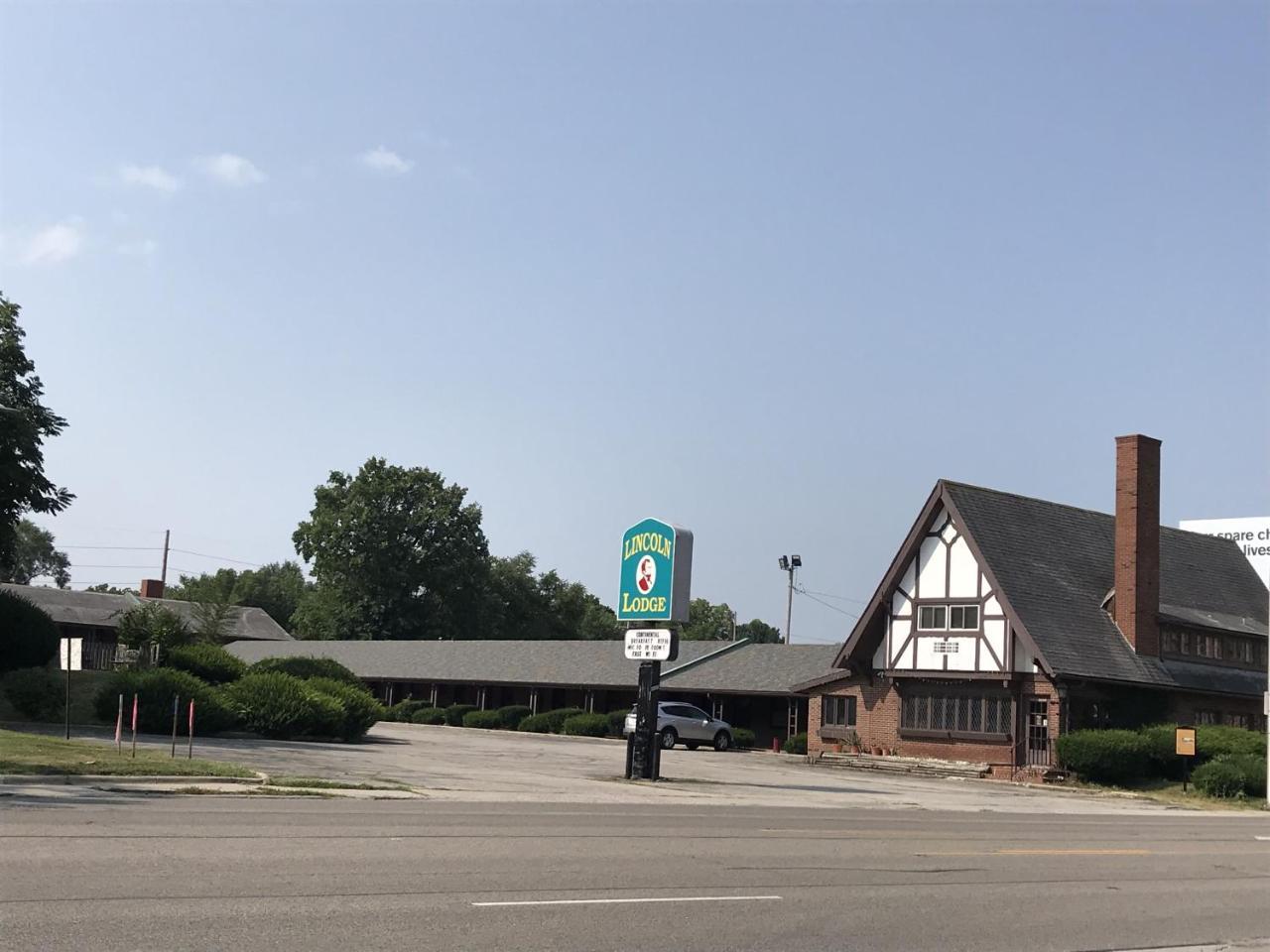 The Lincoln Lodge Urbana Champaign Exterior photo